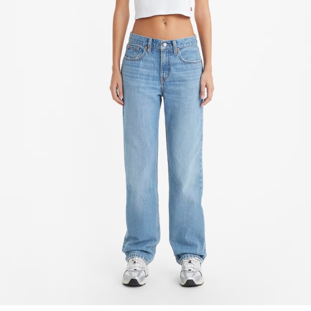Tags on Levis low jeans